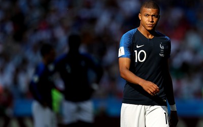 第一体育播报-库拉索队后卫抢断干净利落